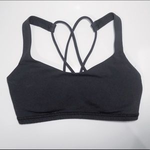 Black Lululemon Free to Be Bra in size 4
